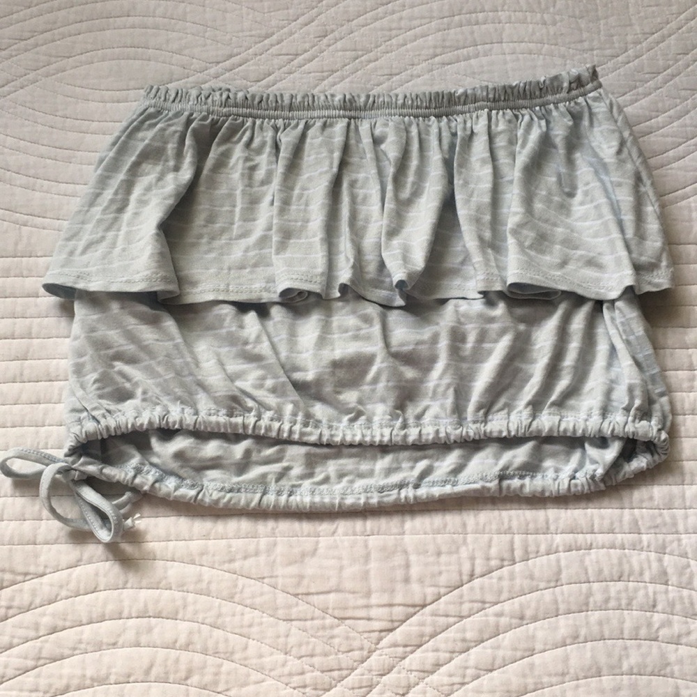 A&F Ruffle Bandeau Crop Tube Strapless Top Stripes Small NWT - Picture 4 of 11